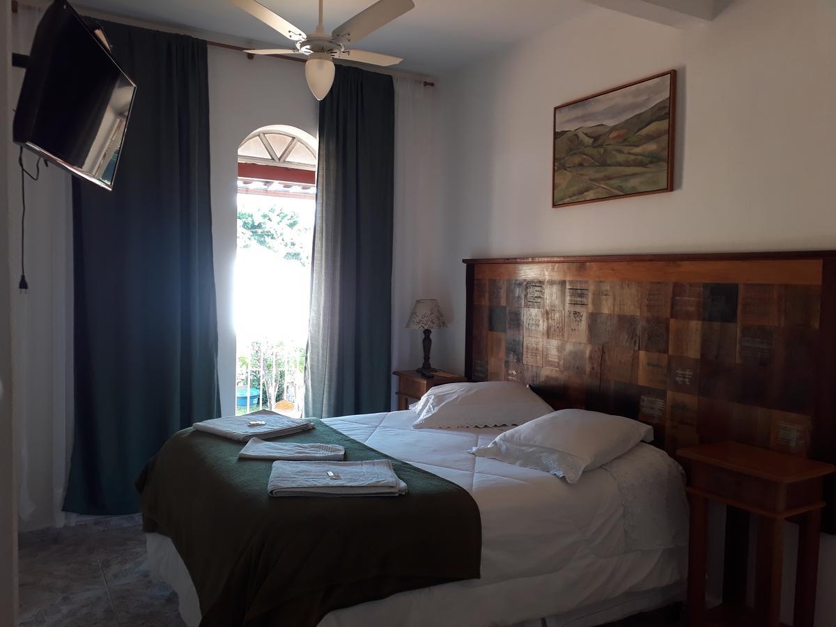 Pouso Mariazinha Hotel Tiradentes Buitenkant foto